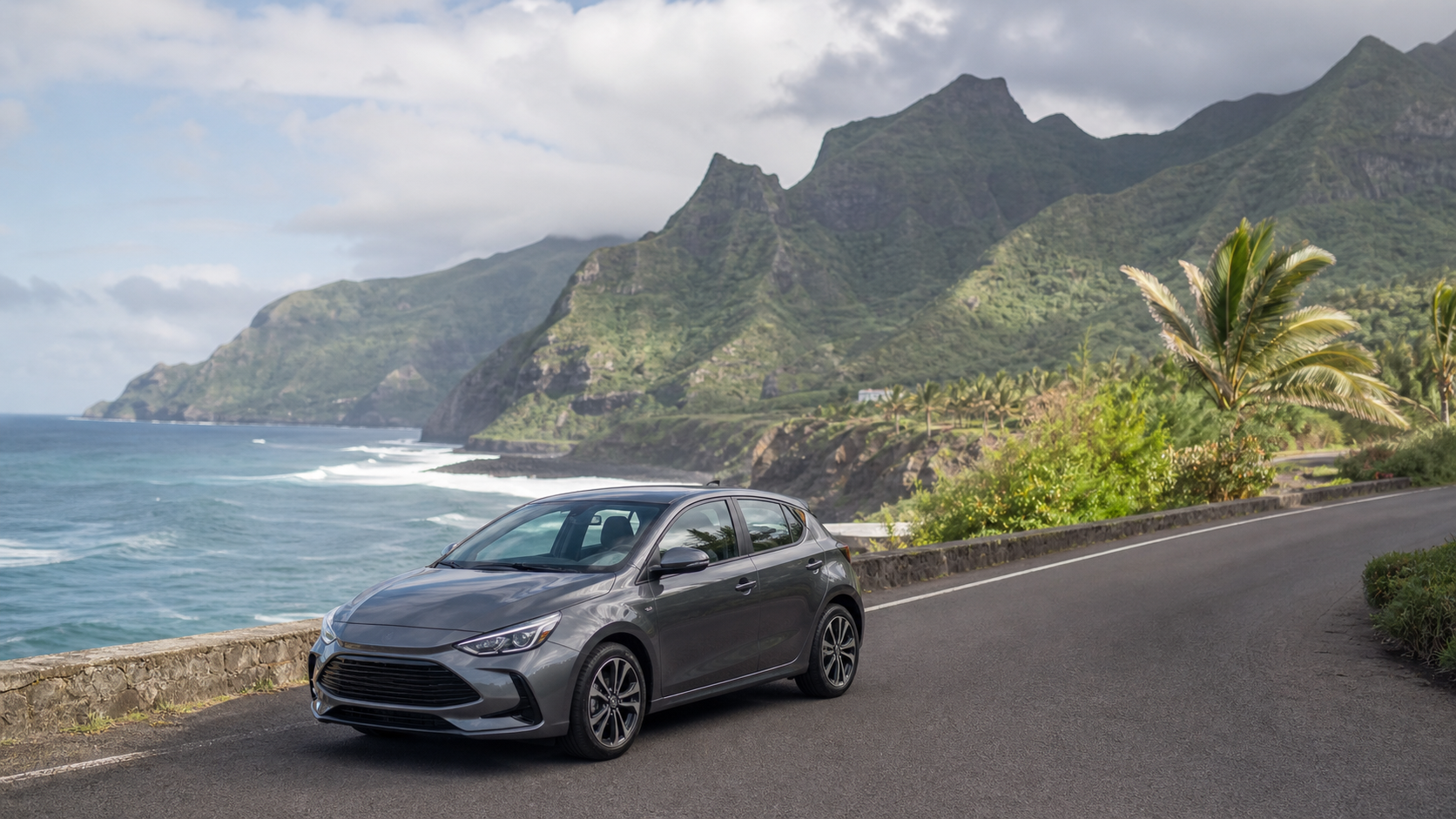 Voiture automatique sur une route de La Réunion